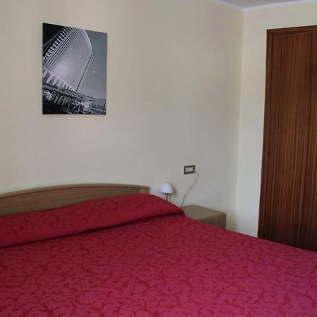 Hotel Ristorante Miravalle Тельйо Екстер'єр фото