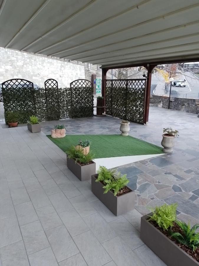 Hotel Ristorante Miravalle Тельйо Екстер'єр фото